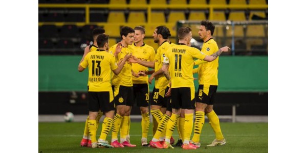 Borussia Dortmund und RasenBallsport Leipzig e. V Vorrücken zum DFB-Pokal-Finale